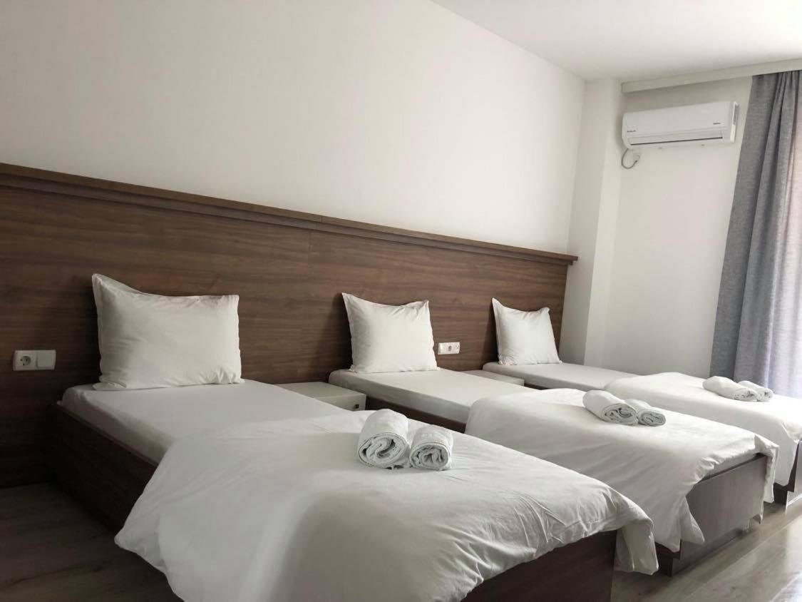 Hotel Dardani Titova Mitrovica 外观 照片